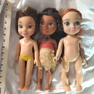 : 2 Disney Princesses belle & moana & 1 dc comic batgirl bat girl 13" dolls